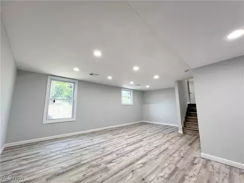 Living - 1939 E 42nd St, Lorain, OH 44055 photo 5 of 6