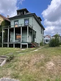 1343 Wellesley Ave, Steubenville, OH 43952
