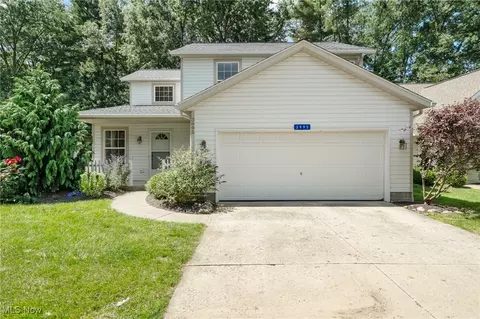 3995 Marsh Creek Ln, Rootstown, OH 44272