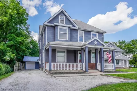 2635 Mahoning Rd NE, Canton, OH 44705