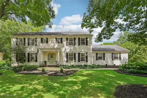 128 N Hayden Pkwy, Hudson, OH 44236