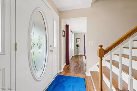 Entry Way - 409 Briar Lake Dr, Elyria, OH 44035 photo 1 of 1