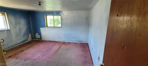 Bedroom - 2163 E 41st St, Lorain, OH 44055 photo 2 of 3