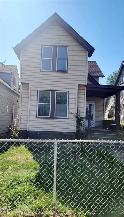 3784 W 31st St, Cleveland, OH 44109