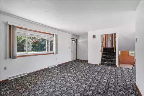Living - 2139 E 45th St, Ashtabula, OH 44004 photo 1 of 4