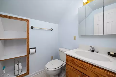 1132 Riverside Dr, Elyria, OH 44035 photo 21