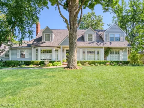 25554 Wolf Rd, Bay Village, OH 44140