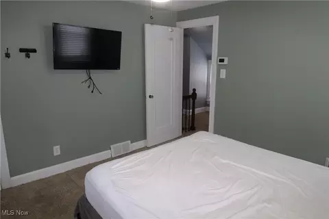 Bedroom - 124 Argyle Ave, Boardman, OH 44512 photo 2 of 8