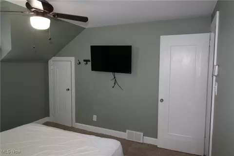 Bedroom - 124 Argyle Ave, Boardman, OH 44512 photo 1 of 8