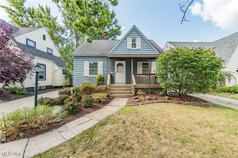 17501 Glenshire, Cleveland, OH 44135