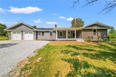 2049 Barnum Rd, Geneva, OH 44041