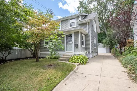1270 Lily St, Akron, OH 44301