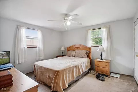 Bedroom - 745 Delaware Ave, Elyria, OH 44035 photo 1 of 2