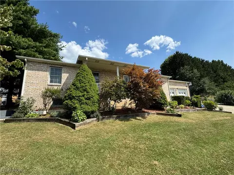 203 Mcghee Dr, Barnesville, OH 43713 photo 3