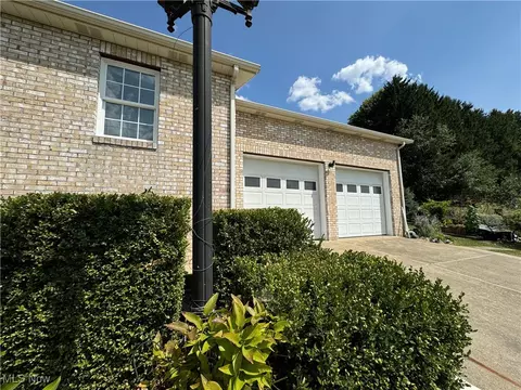 203 Mcghee Dr, Barnesville, OH 43713 photo 5