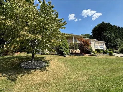 203 Mcghee Dr, Barnesville, OH 43713 photo 2