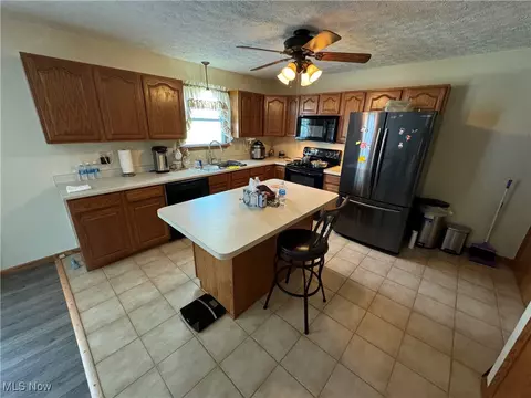 203 Mcghee Dr, Barnesville, OH 43713 photo 7