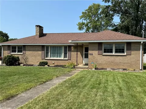 159 Clearmount Ave SE, North Canton, OH 44720