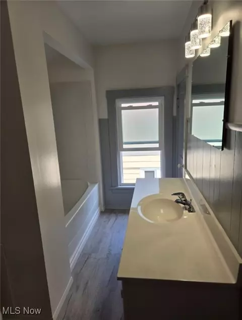 Bath - 5123 Reed Ave, Ashtabula, OH 44004 photo 2 of 4