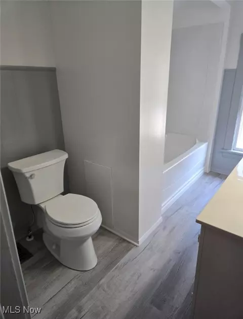 Bath - 5123 Reed Ave, Ashtabula, OH 44004 photo 1 of 4