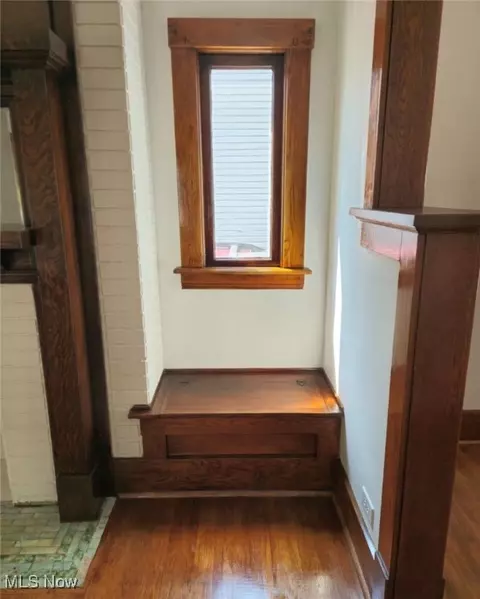 Entry Way - 5123 Reed Ave, Ashtabula, OH 44004 photo 1 of 6