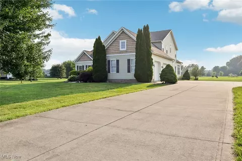 4203 Stone Ridge Dr, Rootstown, OH 44272 photo 6