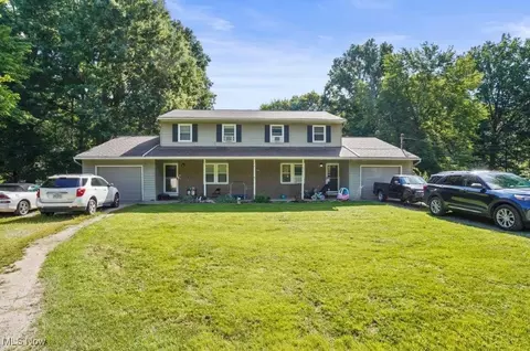 6712-6714 Peck Rd, Ravenna, OH 44266