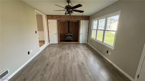 Living - 320 Augusta Ave, Lorain, OH 44052 photo 3 of 3