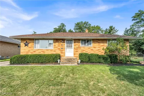 7180 Abbot Dr, Cleveland, OH 44134