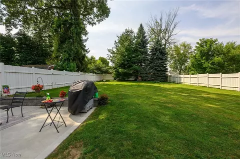 3600 Lotus Pl SW, Canton, OH 44710 photo 18