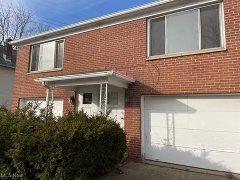 211 14th St NW, Canton, OH 44703