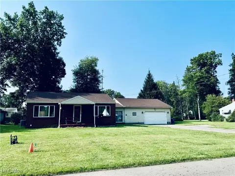 309 Mansell, Liberty, OH 44505