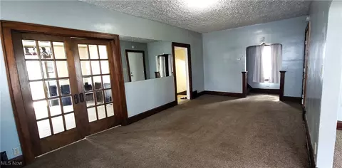 Living - 3210 3rd St NW, Canton, OH 44708 photo 2 of 6