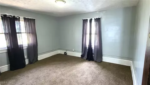 Bedroom - 3210 3rd St NW, Canton, OH 44708 photo 2 of 4