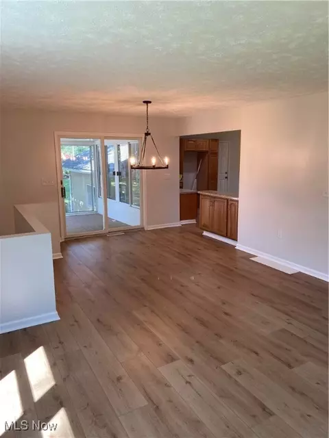 Dining - 2016 W 15th St, Ashtabula, OH 44004 photo 1 of 1