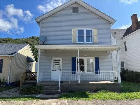 928 Second Ave, New Cumberland, WV 26047