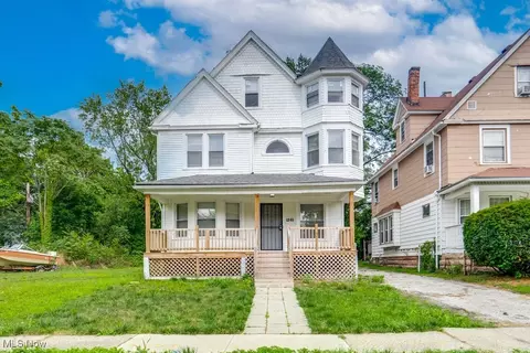 1261 Rozelle Ave, Cleveland, OH 44112