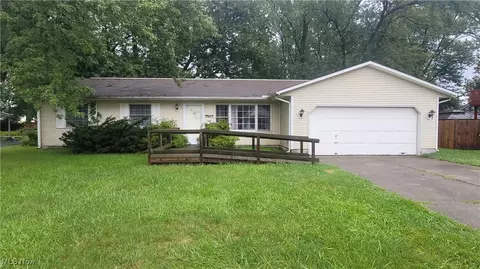 6089 Iroquois Trl, Mentor On The Lake, OH 44060