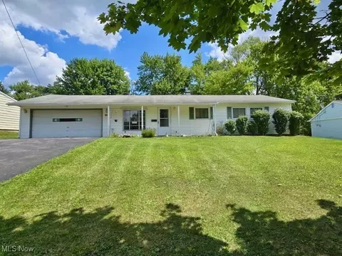 6271 Randolph Rd, Bedford Heights, OH 44146