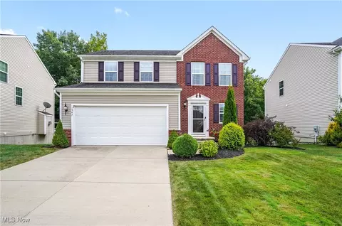1547 Crescent Dr, Streetsboro, OH 44241