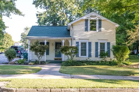 149 Union St, Madison, OH 44057