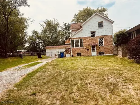 10408 Briggs Rd, Cleveland, OH 44111