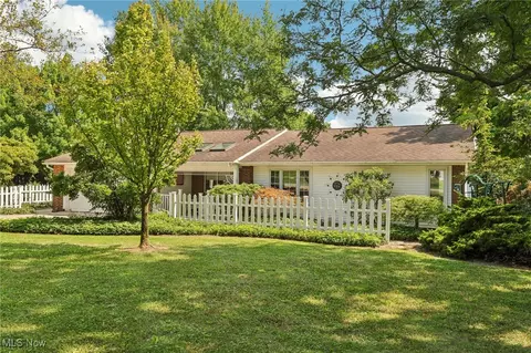 5418 River Rd, Madison, OH 44057