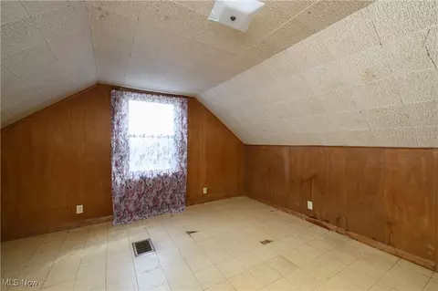 Bedroom - 168 Anna Ave NW, Canton, OH 44708 photo 7 of 8