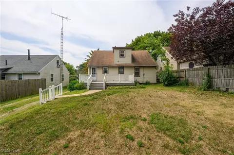 Exterior - 168 Anna Ave NW, Canton, OH 44708 photo 7 of 8