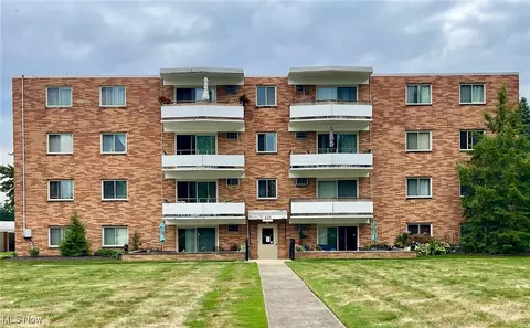 521 Tollis #388, Broadview Heights, OH 44147