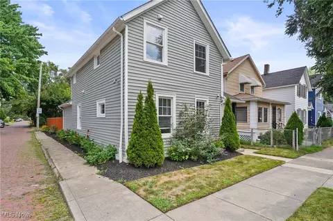 6018 Madison Ave, Cleveland, OH 44102
