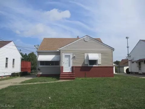 9809 Alexander Rd, Garfield Heights, OH 44125
