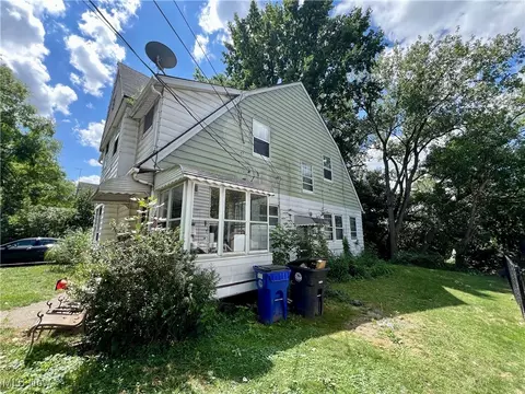 3960 W 23rd St, Cleveland, OH 44109