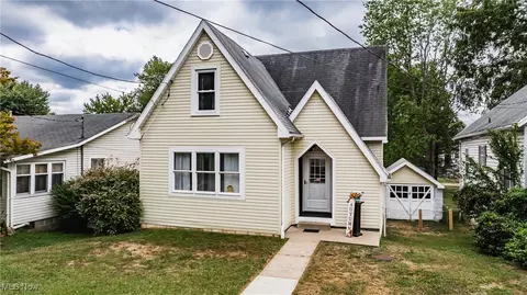 2104 17th St, Parkersburg, WV 26101